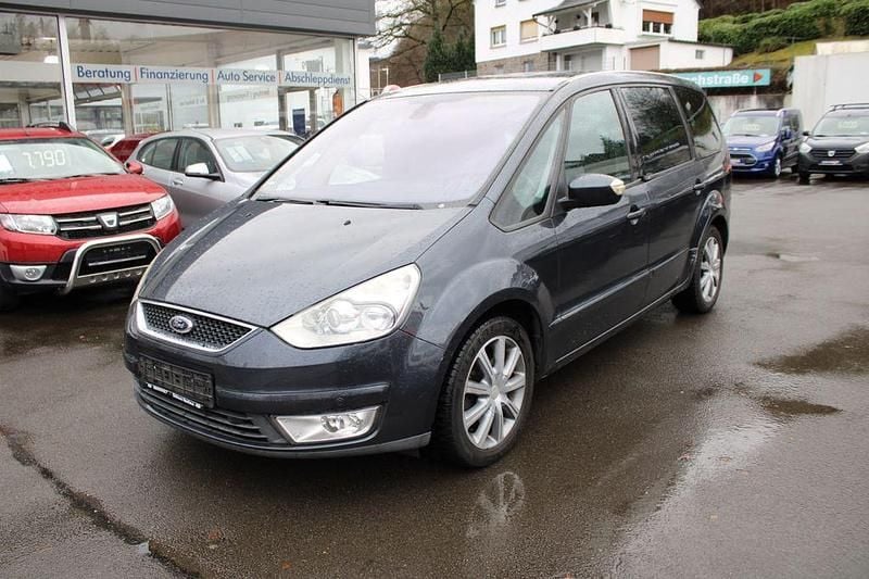 Grau Gebraucht 2007 Ford Galaxy Van / Kleinbus | 3.000 € (Superpreis) - Bild 1/4