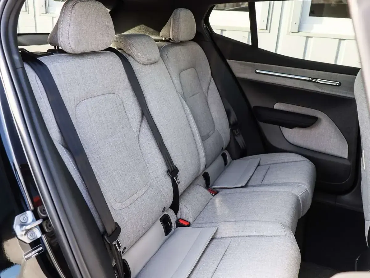 Gebraucht Volvo EX30 Ultra 200 kW (272 PS) 2025 Schwarz SUV