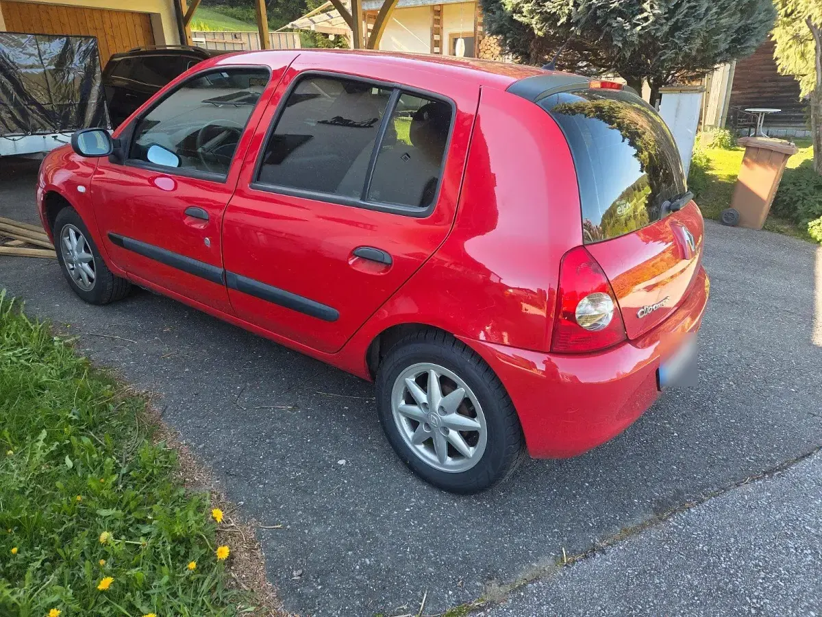 Usata Renault Clio II 2009 Rosso Utilitaria