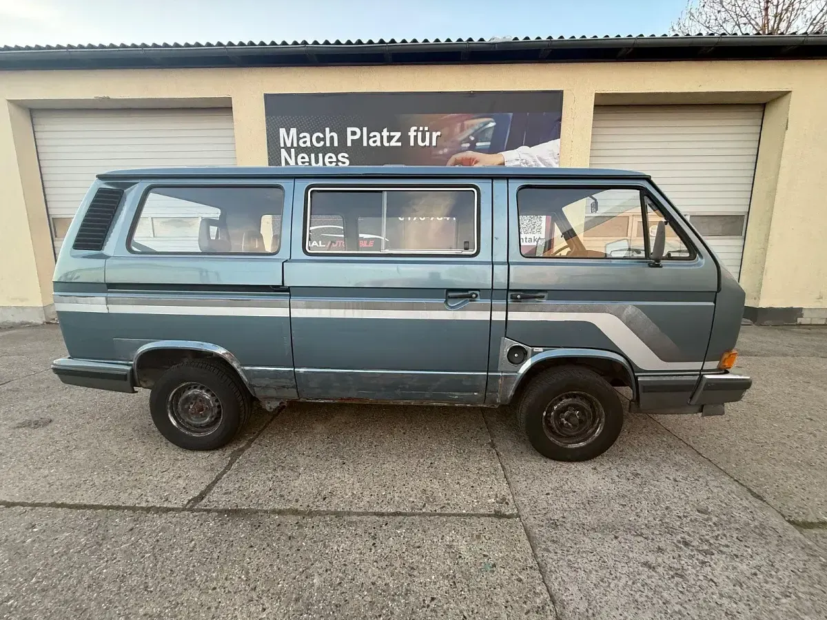 Gebraucht VW Multivan 69 PS (50 kW) 1987 Blau Van / Kleinbus