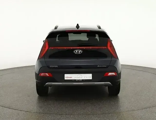 Gebraucht Hyundai Bayon 120 PS (88 kW) 2023 Grau SUV