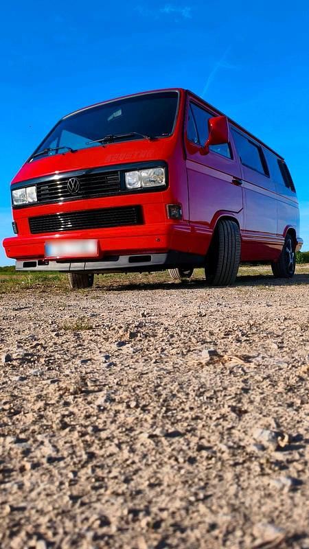 Gebraucht VW Multivan 115 PS (84 kW) 1992 Rot Van / Kleinbus