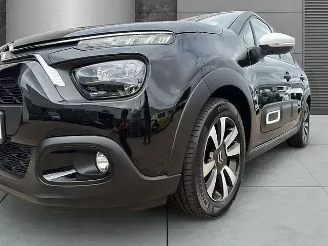 Gebraucht Citroën C3 83 PS (61 kW) 2024 Schwarz Limousine