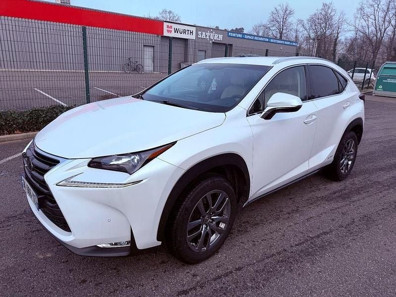 Weiß Gebraucht 2016 Lexus NX300 Executive Line SUV | 21.900 € - Bild 1/4
