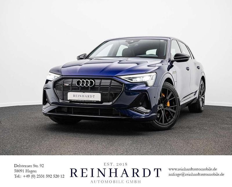 Navarrablau metallic Gebraucht 2022 Audi e-tron S-Line SUV | 40.615 € (Etwas zu teuer) - Bild 1/3