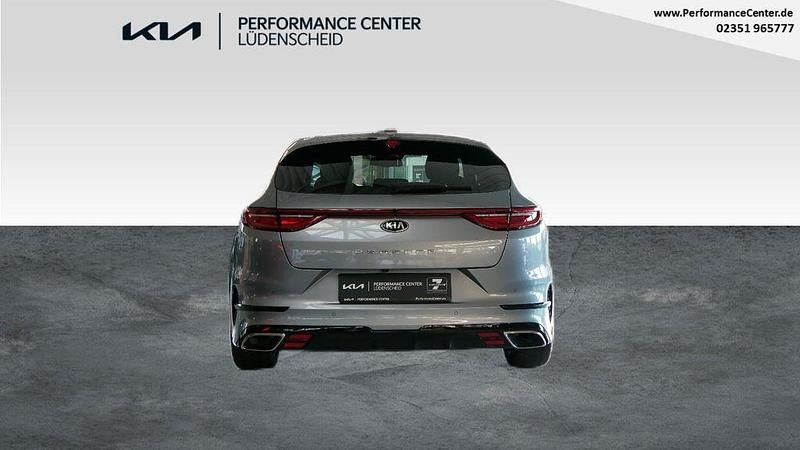 Gebraucht Kia ProCeed GT Comfort 204 PS (150 kW) 2020 Silber Kleinwagen