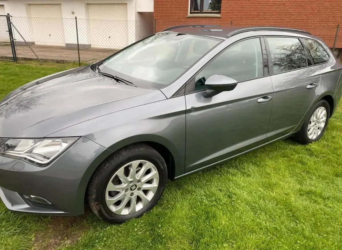 Gebraucht Seat Leon ST 150 PS (110 kW) 2016 Grau Kombi