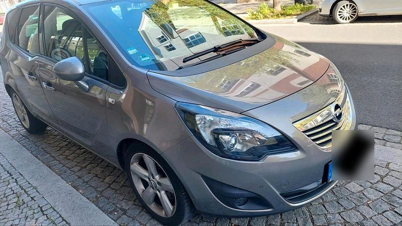 Usata Opel Meriva 101 CV (74 kW) 2011 Grigio Monovolume