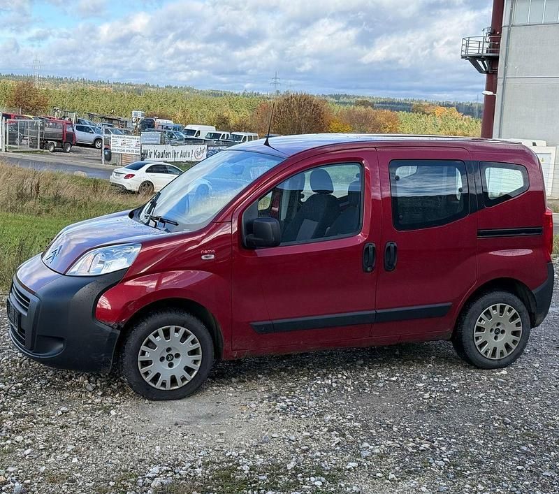 Rot Gebraucht 2009 Citroën Nemo Van / Kleinbus | 1.350 € (Superpreis) - Bild 1/4