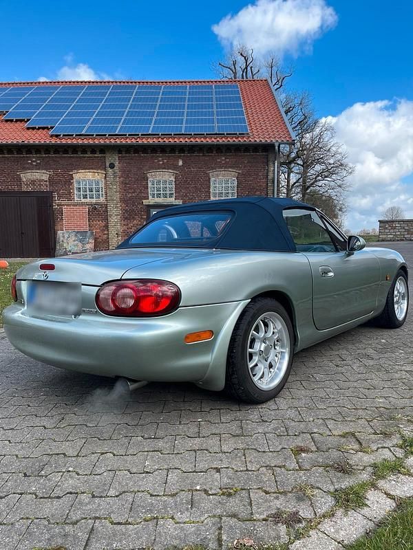 Gebraucht Mazda MX5 110 PS (80 kW) 2003 Silber Cabrio