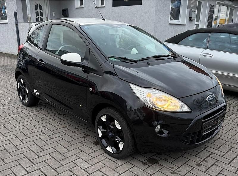 Gebraucht Ford Ka 69 PS (50 kW) 2016 Schwarz Kleinwagen