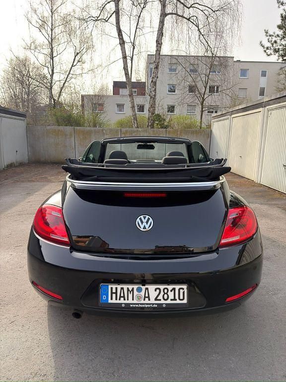Gebraucht VW Beetle 105 PS (77 kW) 2015 Schwarz Kleinwagen