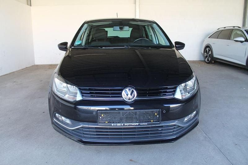 Gebraucht VW Polo Allstar 90 PS (66 kW) 2016 Schwarz Limousine