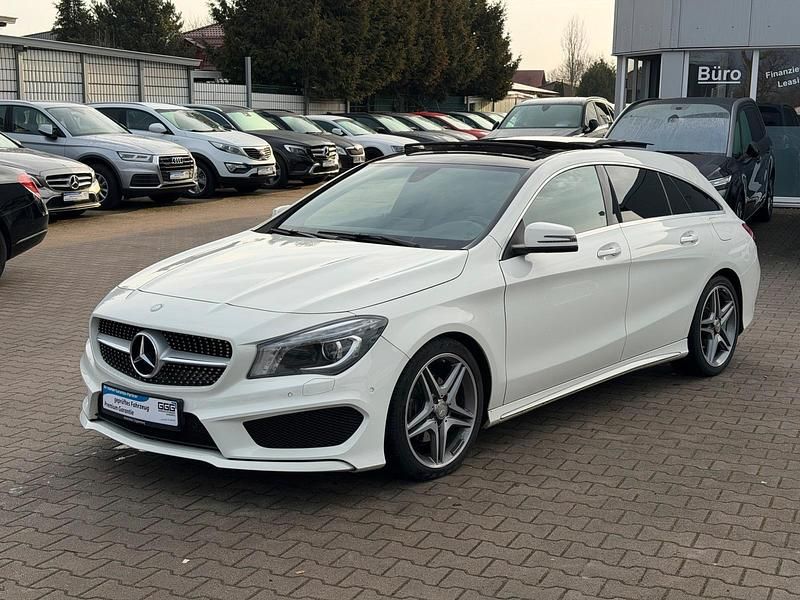 Gebraucht Mercedes CLA180 Shooting Brake AMG line 122 PS (89 kW) 2015 Calcitweiss  unilack Kombi