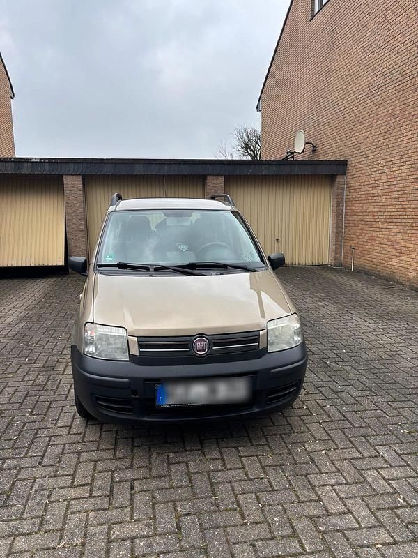 Gebraucht Fiat Panda 60 PS (44 kW) 2010 Gold Kleinwagen