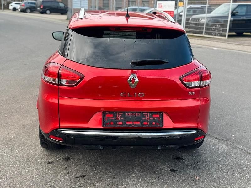 Gebraucht Renault Clio GrandTour LIMITED 90 PS (66 kW) 2016 Rot Kombi