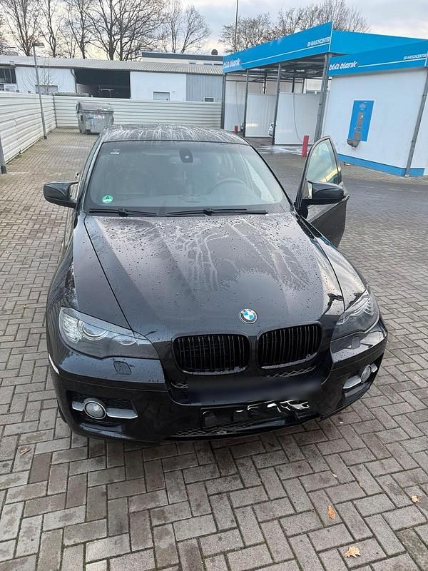 Schwarz Gebraucht 2010 BMW X6 SUV | 15.000 € - Bild 1/4