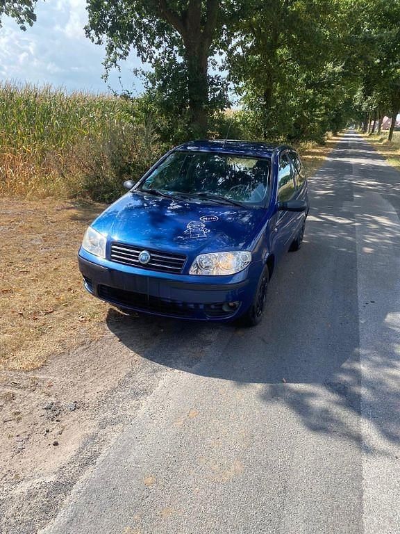 Gebraucht Fiat Punto 60 PS (44 kW) 2005 Blau Kleinwagen