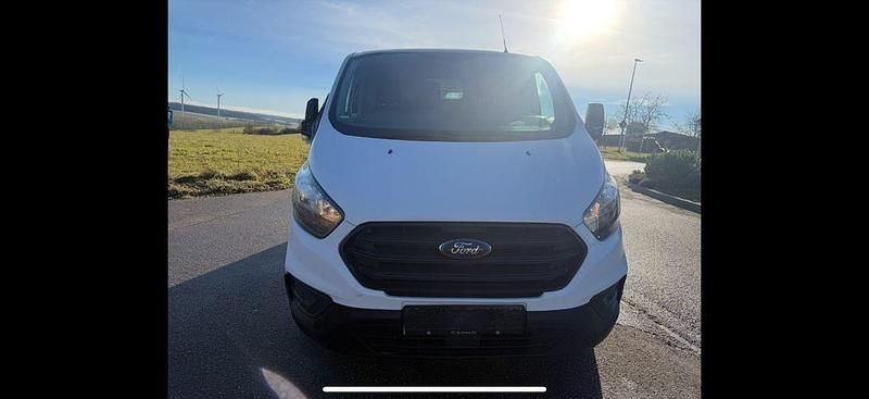 Gebraucht Ford Transit Custom 105 PS (77 kW) 2018 Weiß Limousine