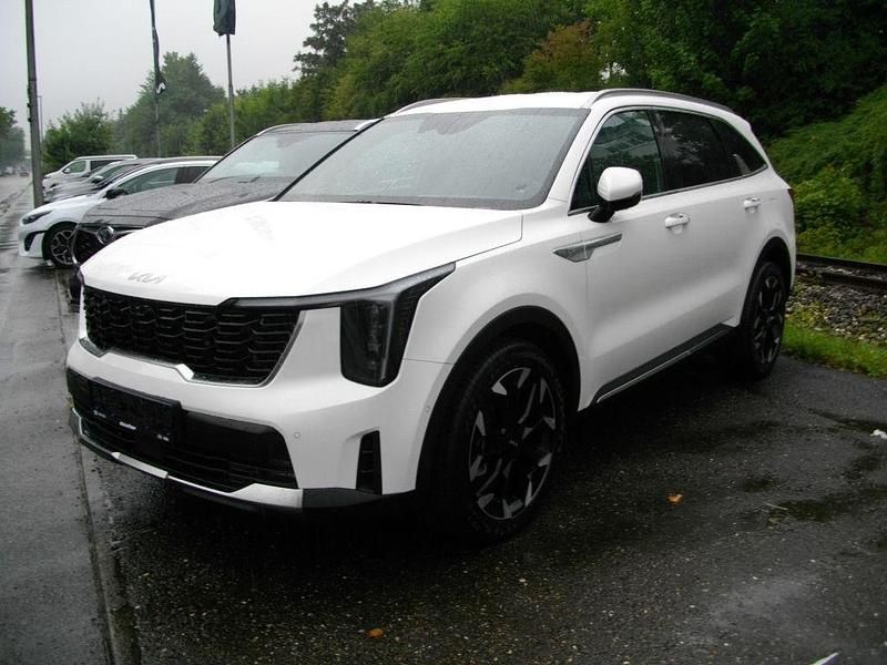Snow white pearl Neu 2025 Kia Sorento Platinum SUV | 59.999 € (Fairer Preis) - Bild 1/4
