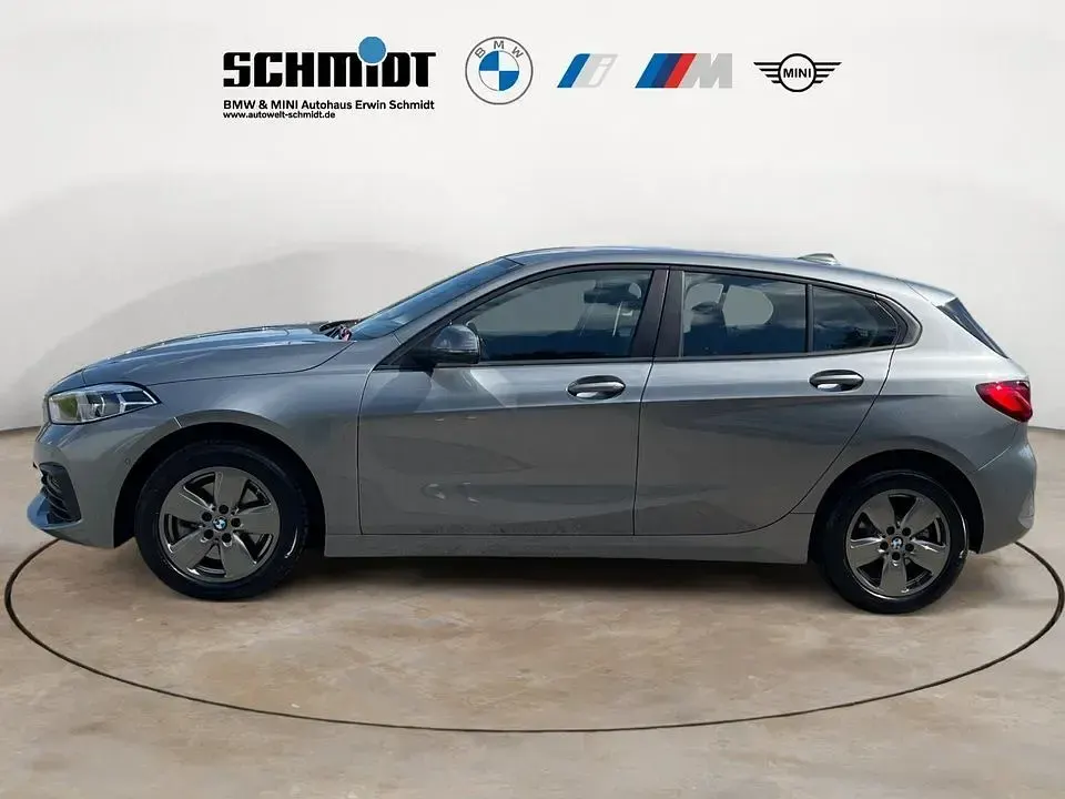 Gebraucht BMW 118 Advantage 136 PS (100 kW) 2023 Grau Kleinwagen