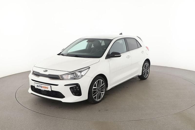 Weiß Gebraucht 2020 Kia Rio GT-Line Limousine | 15.950 € (Fairer Preis) - Bild 1/3