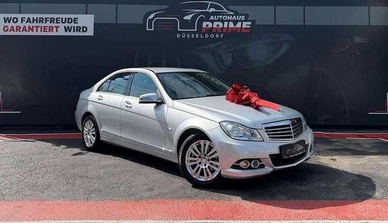Gebraucht Mercedes C200 Elegance 184 PS (135 kW) 2011 Silber Limousine