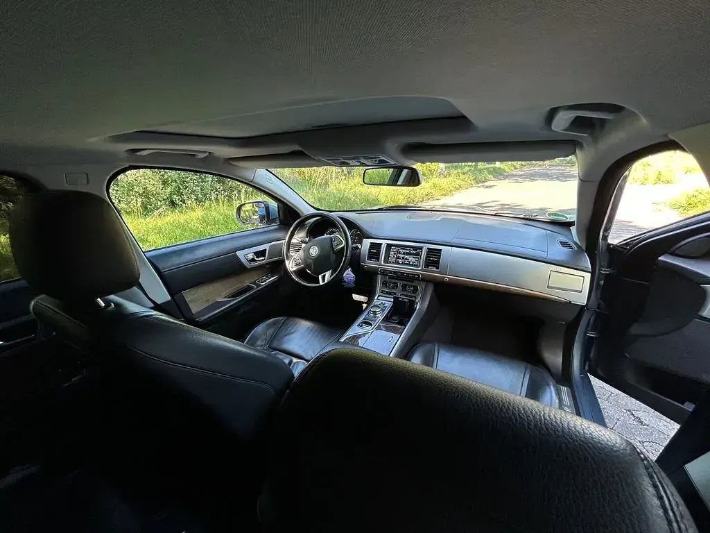 Używany Jaguar XF 200 KM (147 kW) 2013 Sedan/Limuzyna