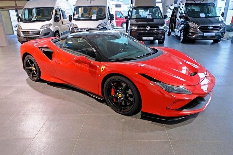 Rot Gebraucht 2021 Ferrari F8 Coupé | 274.990 € (Superpreis) - Bild 1/4