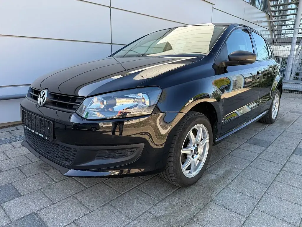 Second-hand VW Polo Trendline 69 CP (50 kW) 2010 Negru Hatchback