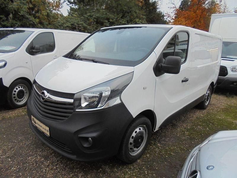 Gebraucht Opel Vivaro 121 PS (88 kW) 2019 Weiß Van / Kleinbus