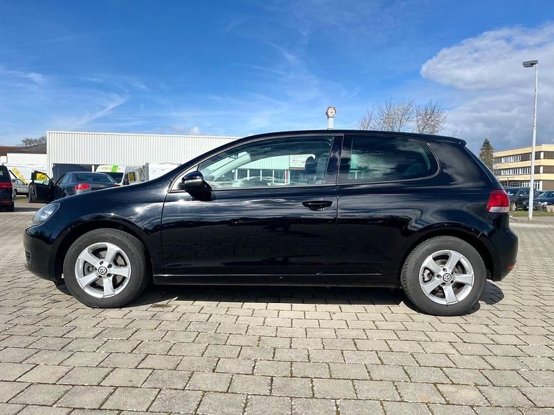 Gebraucht VW Golf VI Trendline 86 PS (63 kW) 2011 Schwarz Kleinwagen