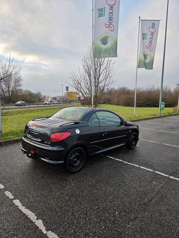 Schwarz Gebraucht 2006 Peugeot 206 CC Cabrio | 800 € (Superpreis) - Bild 1/4
