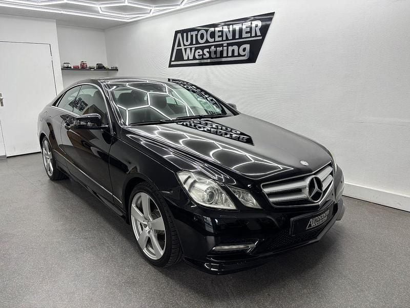Schwarz Gebraucht 2012 Mercedes E200 AMG Coupé | 14.990 € (Fairer Preis) - Bild 1/4