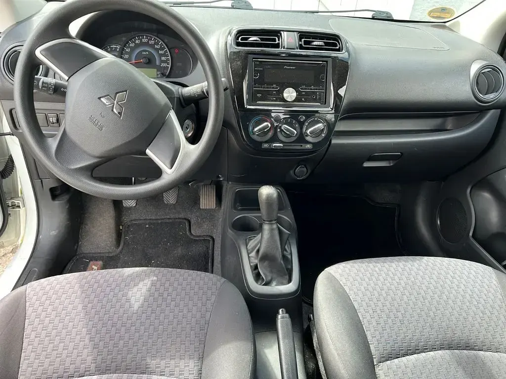 Gebraucht Mitsubishi Space Star 71 PS (52 kW) 2017 Weiß Kleinwagen