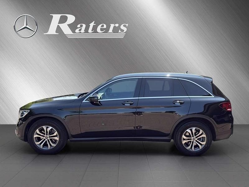 Gebraucht Mercedes GLC220 194 PS (142 kW) 2022 Schwarz SUV