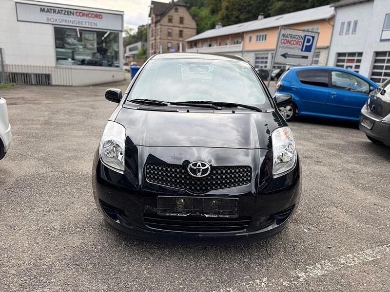 Schwarz Gebraucht 2007 Toyota Yaris Sol Limousine | 1.900 € (Guter Preis) - Bild 1/4