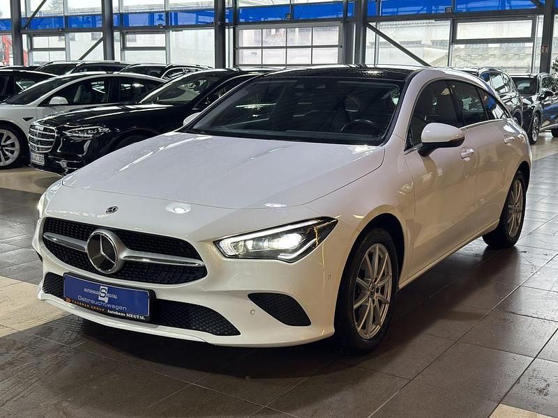 Gebraucht Mercedes CLA250e Shooting Brake 218 PS (160 kW) 2021 Weiß Kombi