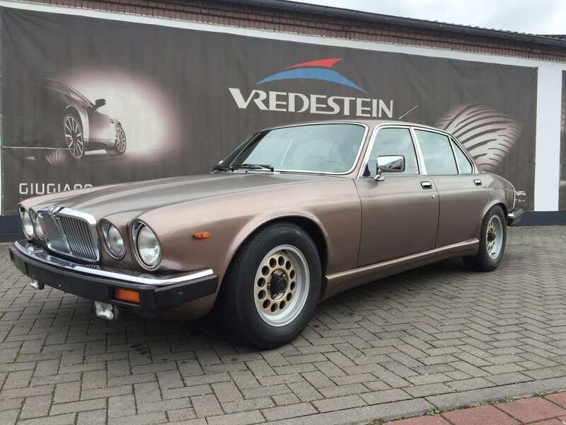 Bronze Gebraucht 1984 Jaguar XJ12 Limousine | 4.550 € - Bild 1/4