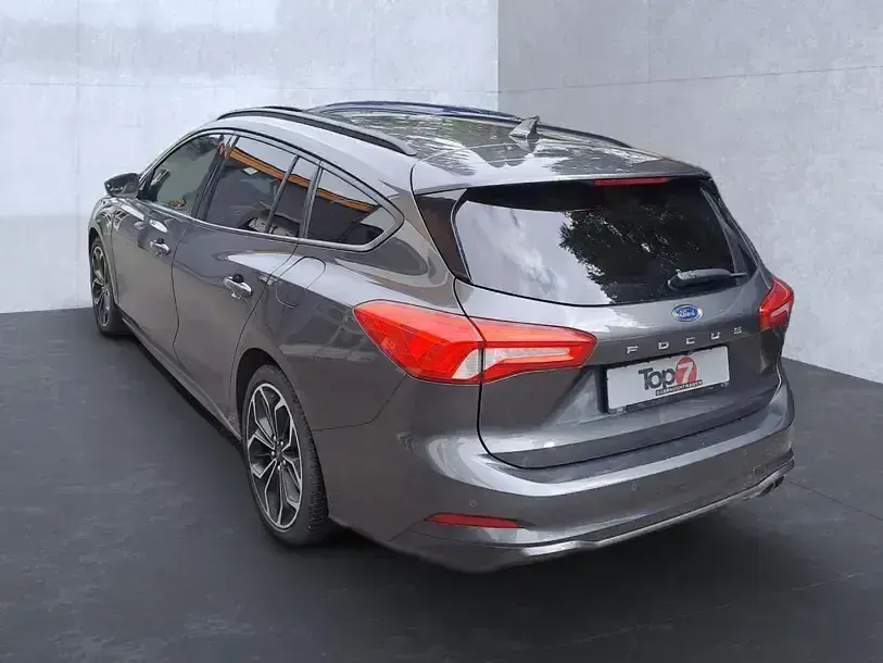 Usata Ford Focus ST-Line 150 CV (110 kW) 2019 Grigio Station wagon