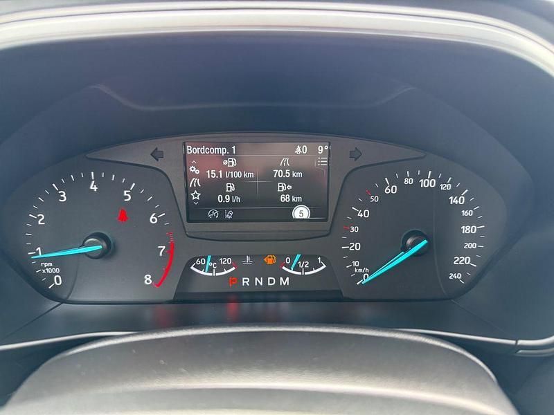 Gebraucht Ford Focus Trend 125 PS (91 kW) 2019 Schwarz Limousine