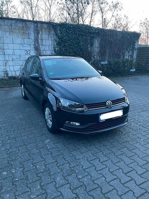 Gebraucht VW Polo Trendline 60 PS (44 kW) 2017 Schwarz Kleinwagen