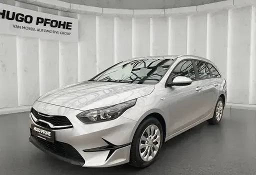 Gebraucht Kia Ceed Sportswagon Vision 100 PS (73 kW) 2023 Silber Kombi