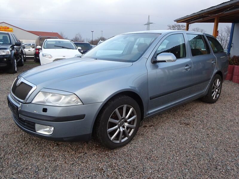 Grau Gebraucht 2005 Skoda Octavia Elegance Kombi | 1.800 € (Fairer Preis) - Bild 1/4