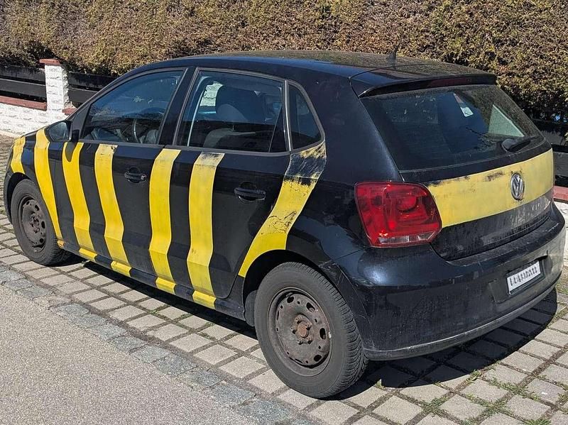 Gebraucht VW Polo Comfortline 60 PS (44 kW) 2010 Schwarz Kleinwagen