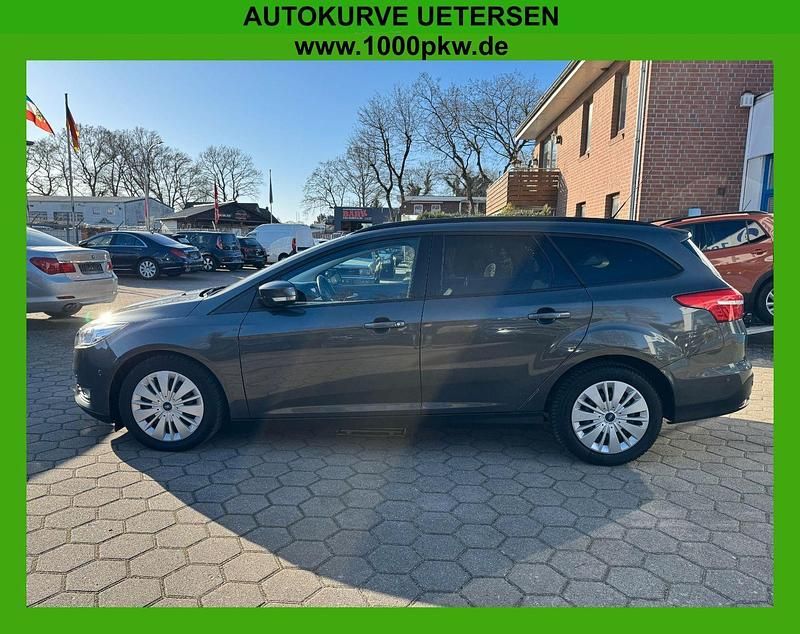 Gebraucht Ford Focus Business Edition 120 PS (88 kW) 2016 Grau Kombi