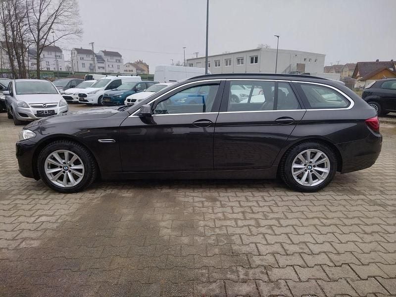Braun Gebraucht 2016 BMW 535 Performance Kombi | 12.400 € (Superpreis) - Bild 1/4