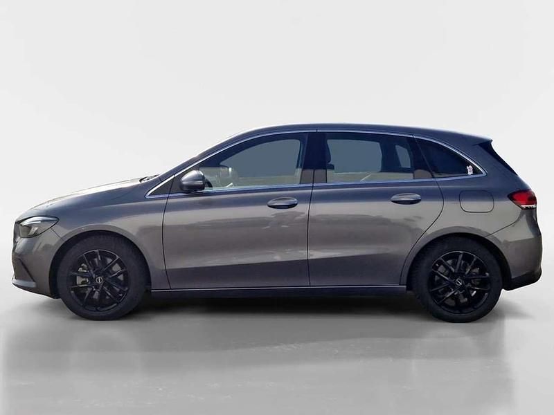 Gebraucht Mercedes B250 Progressive 235 PS (172 kW) 2022 Grau Van / Kleinbus