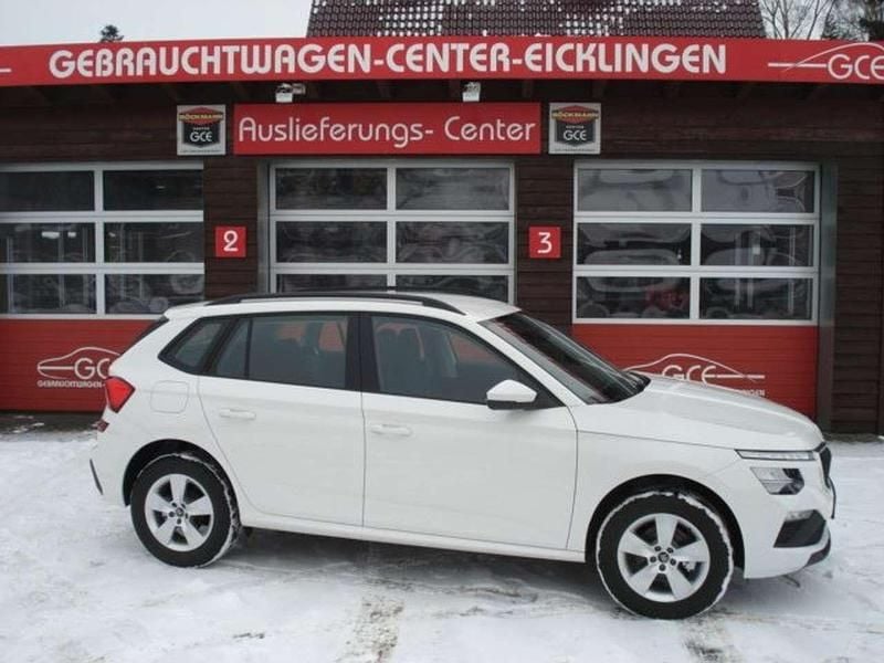Neu Skoda Kamiq Essence 116 PS (85 kW) 2026 Candyweiss SUV