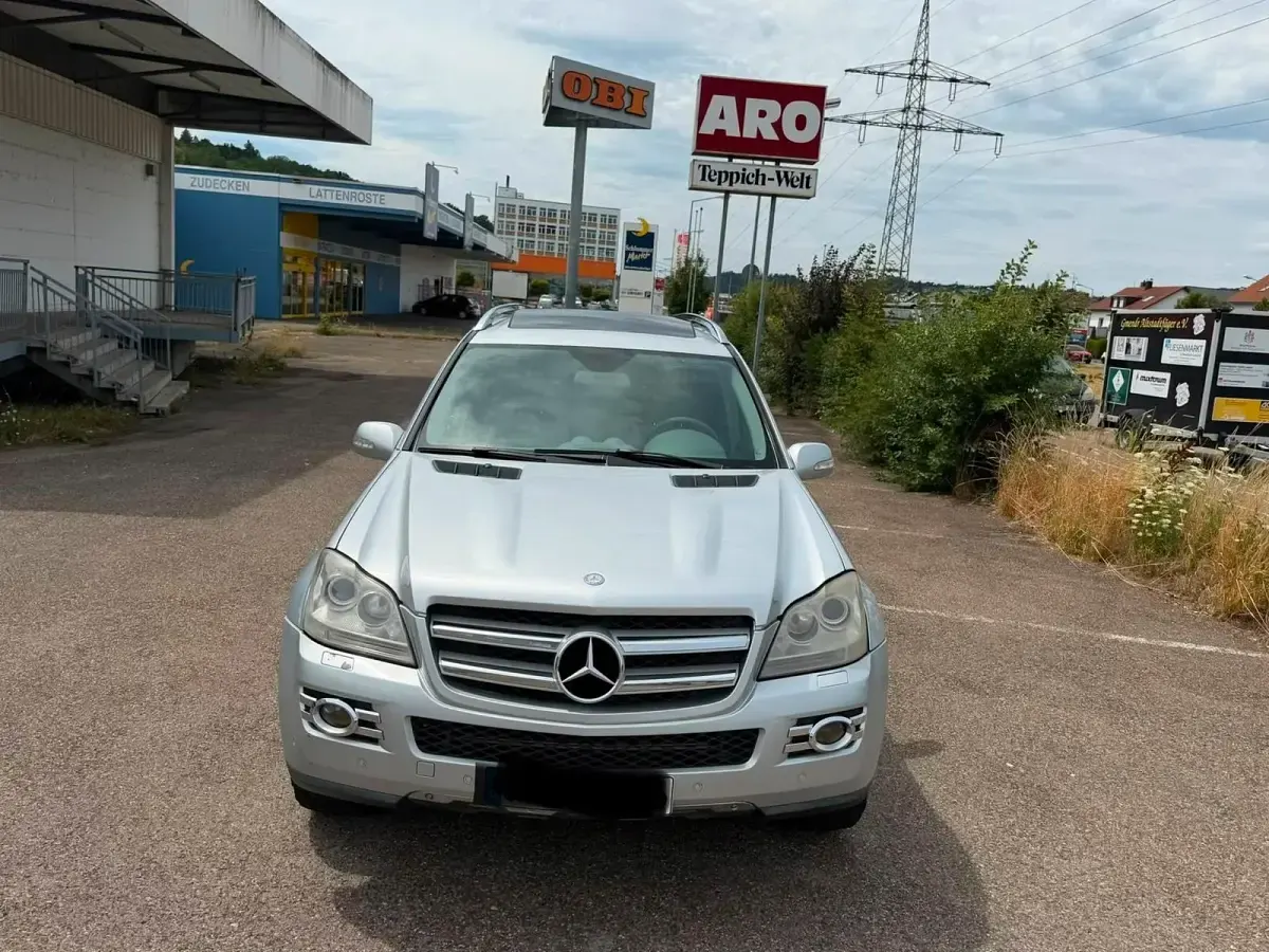 Gebraucht Mercedes GL420 306 PS (225 kW) 2008 Silber SUV